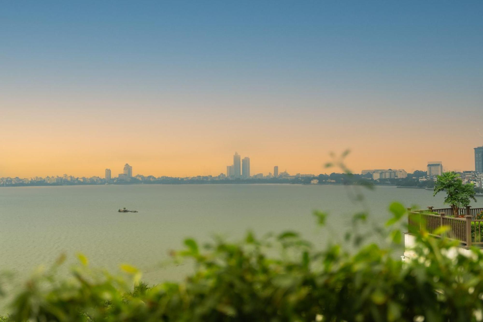 T98 Westlake Trich Sai - Tay Ho Center Lake View Studio Hanoi Exterior foto